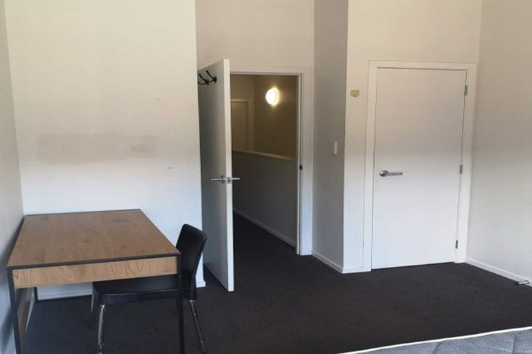 Photo of property in 100u9 Knighton Road, Hillcrest, Hamilton, 3216