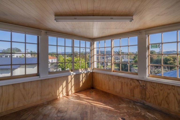Photo of property in 21 Robinson Road, Whitianga, 3510