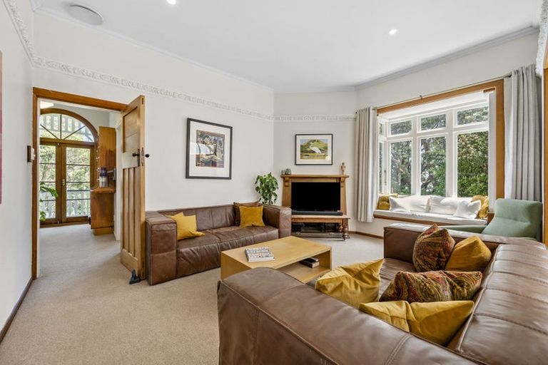 Photo of property in 51 Mornington Road, Brooklyn, Wellington, 6021