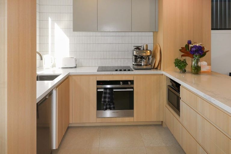 Photo of property in 18a Tory Street, Petone, Lower Hutt, 5012