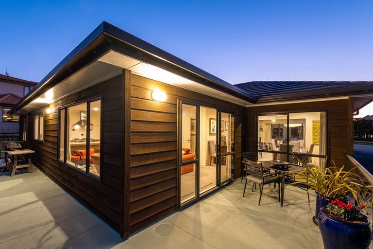 Photo of property in 57 Navigation Drive, Whitby, Porirua, 5024