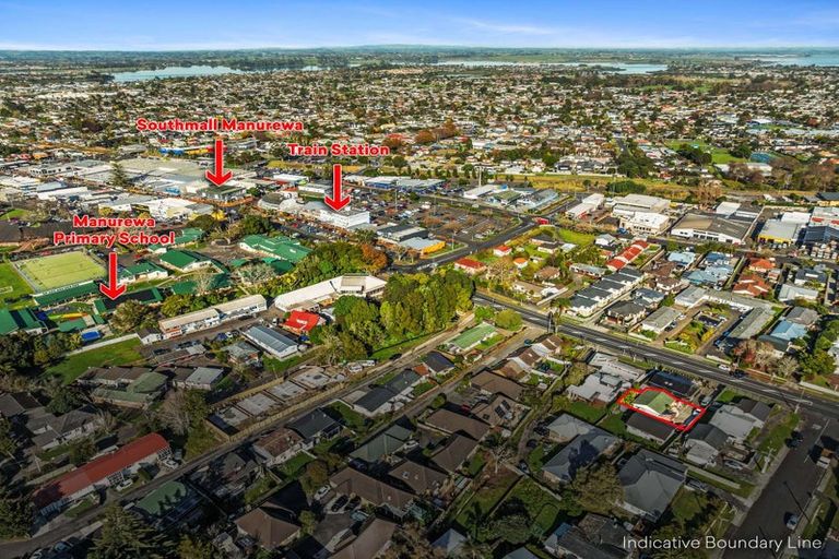 Photo of property in 2/126 Great South Road, Manurewa, Auckland, 2102