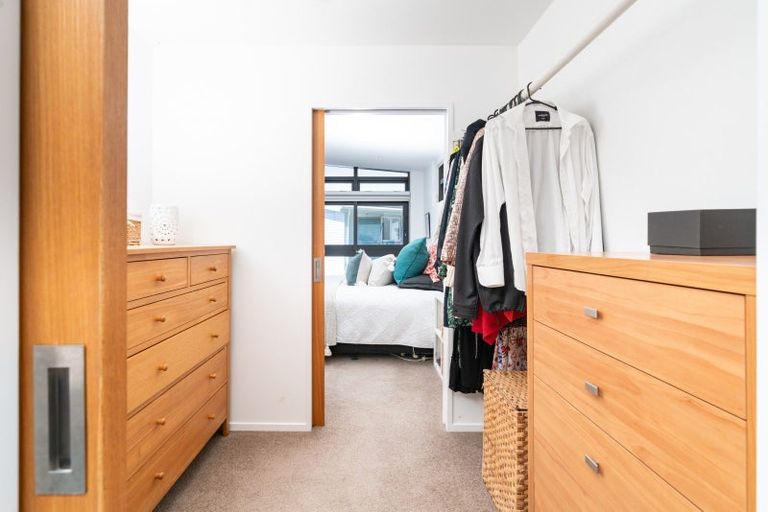 Photo of property in 26 Priscilla Crescent, Kingston, Wellington, 6021