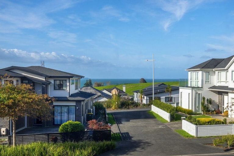 Photo of property in 202/3 Cavalli Road, Long Bay, Auckland, 0630