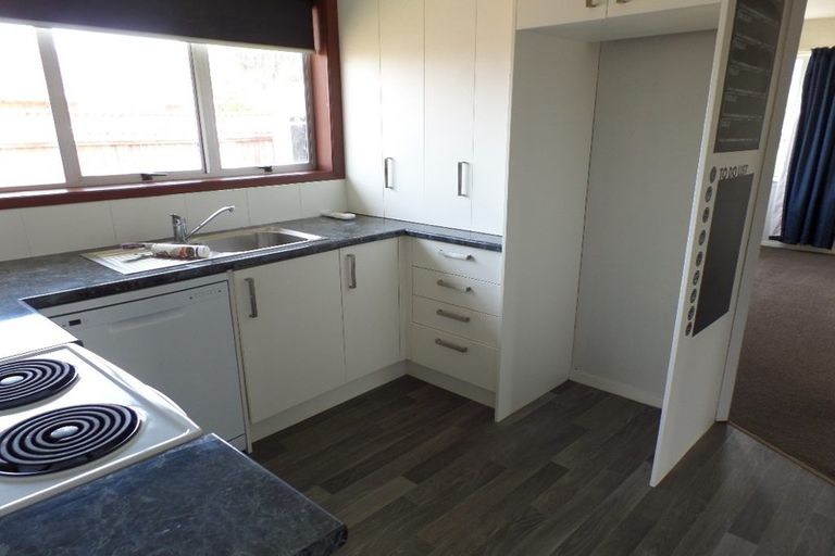 Photo of property in 25 Bevington Street, Avonhead, Christchurch, 8042