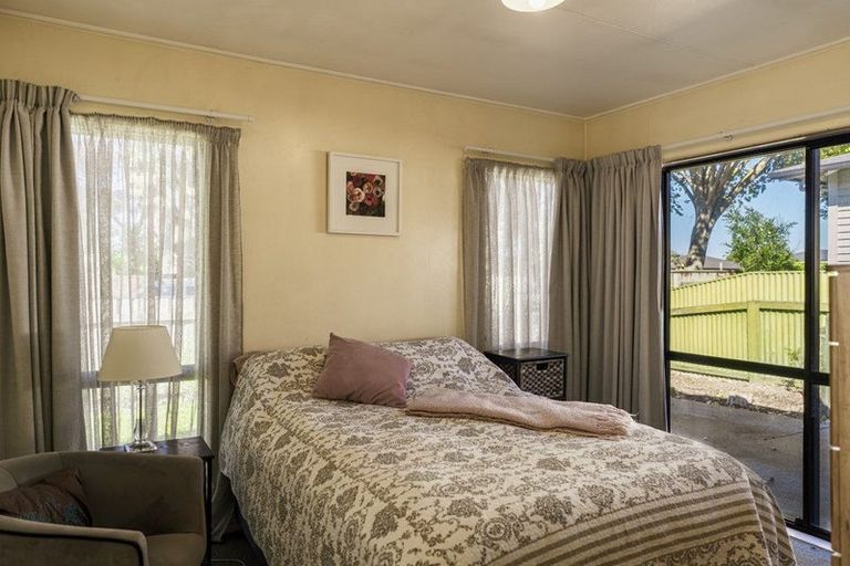 Photo of property in 100 Sylvan Road, Parkvale, Hastings, 4122