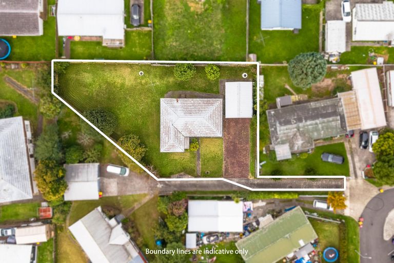 Photo of property in 12 Le Havre Place, Takanini, 2112