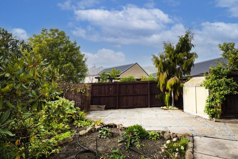 Photo of property in 1/17 Moncks Spur Road, Redcliffs, Christchurch, 8081