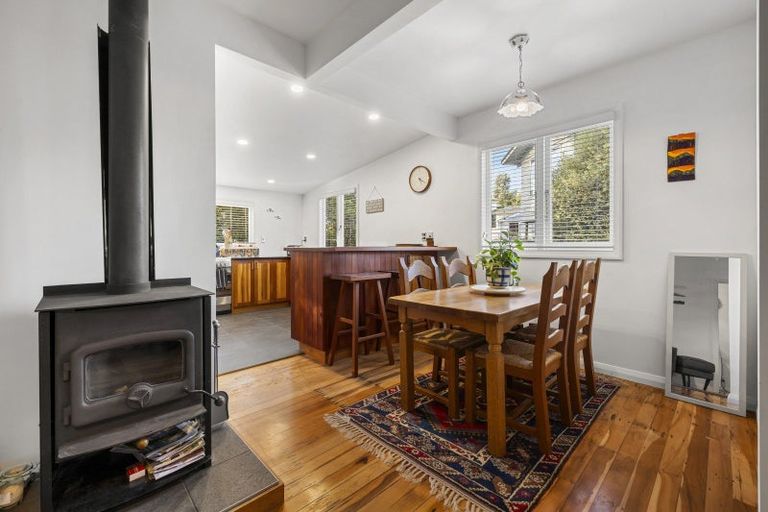 Photo of property in 15 East Street, Raglan, 3225