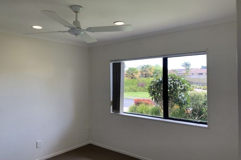Photo of property in 21 Merriman Place, Pyes Pa, Tauranga, 3112