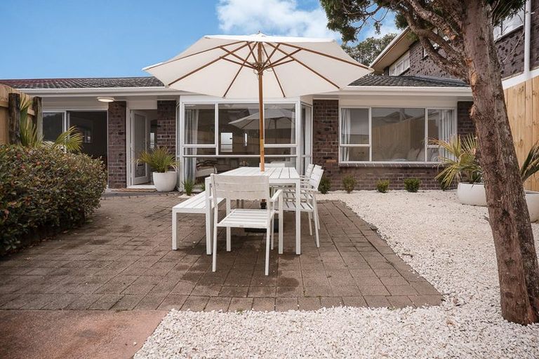Photo of property in 3/83 Centreway Road, Orewa, 0931