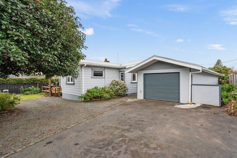Photo of property in 9 Whimp Avenue, Onerahi, Whangarei, 0110