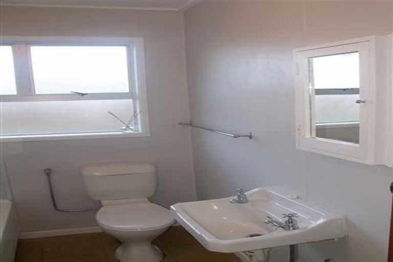 Photo of property in 8a/2 Christie Crescent, Havelock North, 4130