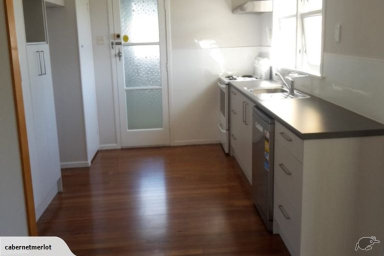 Photo of property in 211 Moanataiari Street, Thames, 3500