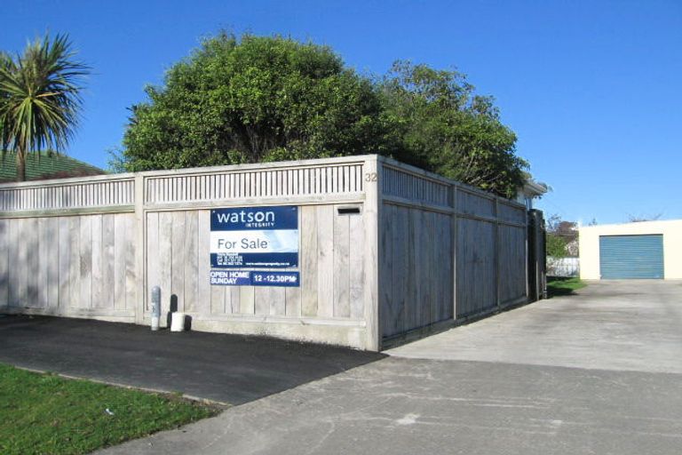 Photo of property in 32 Milton Street, Roslyn, Palmerston North, 4414