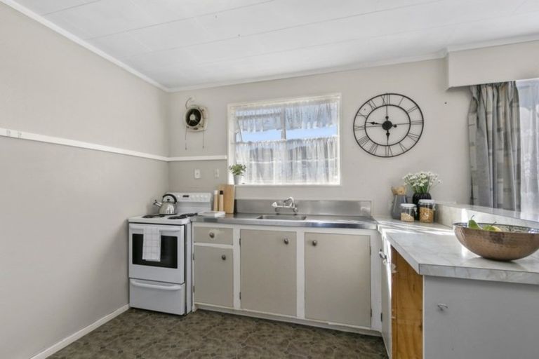 Photo of property in 3 Wicklow Grove, Wainuiomata, Lower Hutt, 5014