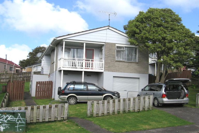 Photo of property in 14 Reverie Place, Massey, Auckland, 0614