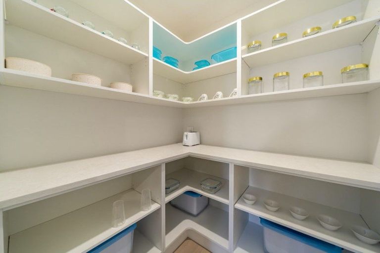 Photo of property in 126 Silverstream Road, Crofton Downs, Wellington, 6035