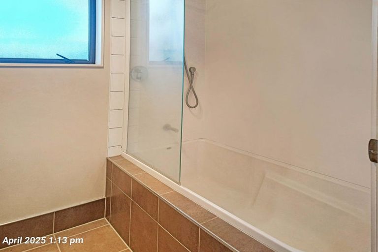 Photo of property in 13a Highlight Parade, Te Atatu South, Auckland, 0610