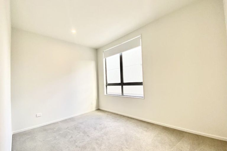 Photo of property in 588d Te Atatu Road, Te Atatu Peninsula, Auckland, 0610