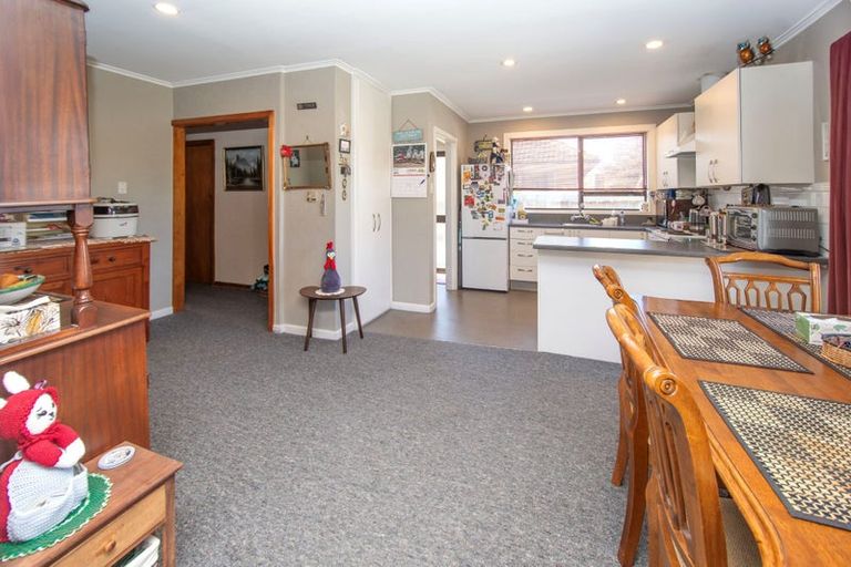 Photo of property in 83 Vancouver Crescent, Wainoni, Christchurch, 8061