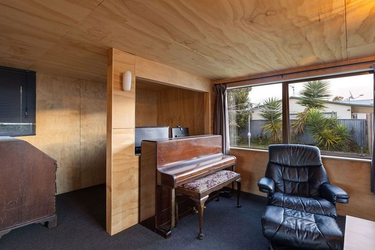 Photo of property in 256 Tremaine Avenue, Highbury, Palmerston North, 4412