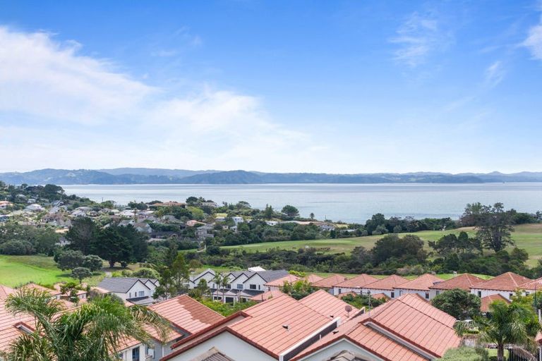 Photo of property in 105 Alec Craig Way, Gulf Harbour, Whangaparaoa, 0930