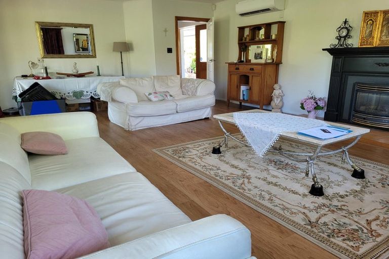 Photo of property in 98 Cole Street, Masterton, 5810