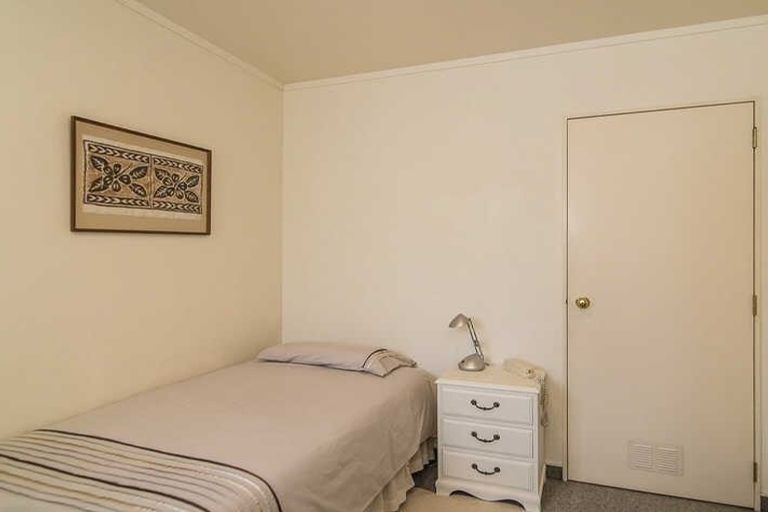 Photo of property in 93 Langdale Avenue, Paraparaumu, 5032