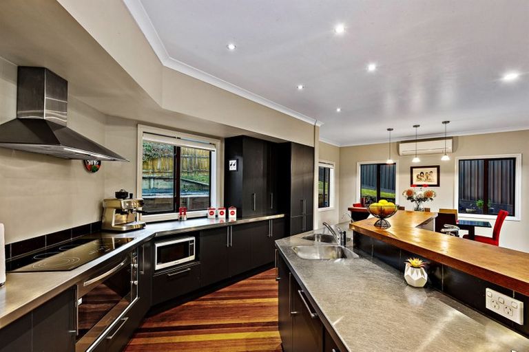 Photo of property in 157e Colwill Road, Massey, Auckland, 0614