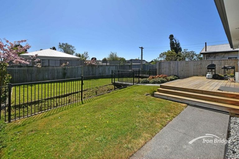 Photo of property in 259 Edgeware Road, Edgeware, Christchurch, 8013