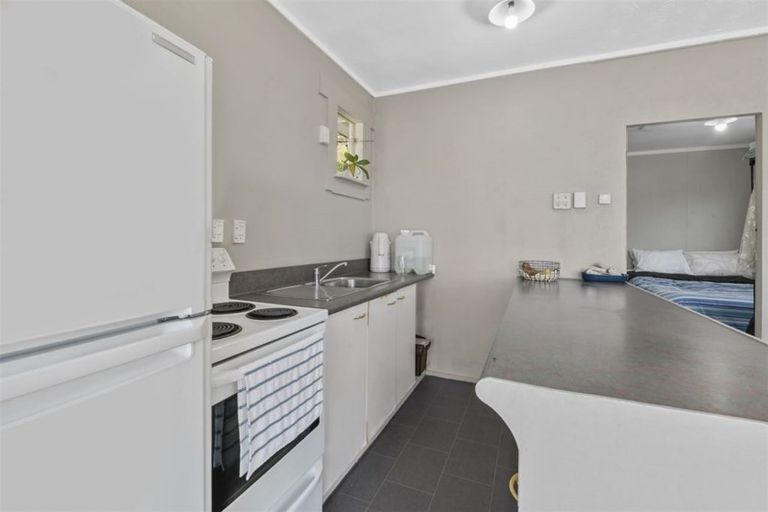 Photo of property in 63 Awatea Avenue, Paraparaumu, 5032