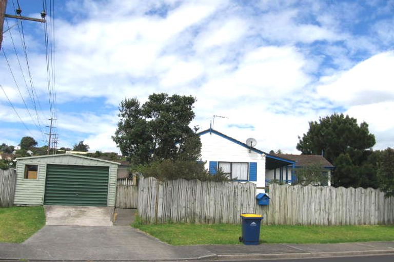 Photo of property in 56 Santiago Crescent, Unsworth Heights, Auckland, 0632