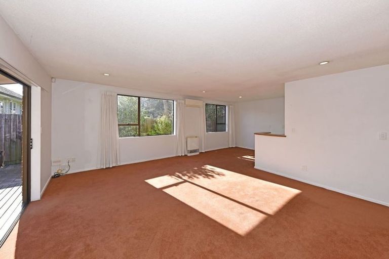 Photo of property in 40 Meadow Street, Papanui, Christchurch, 8052