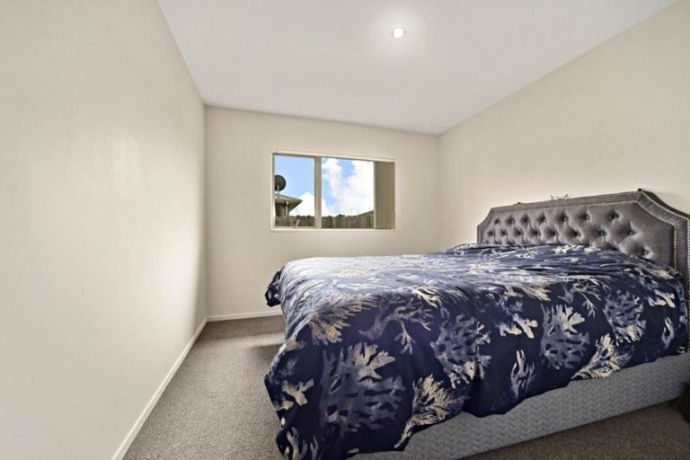 Photo of property in 5 Pipipi Crescent, Takanini, 2112