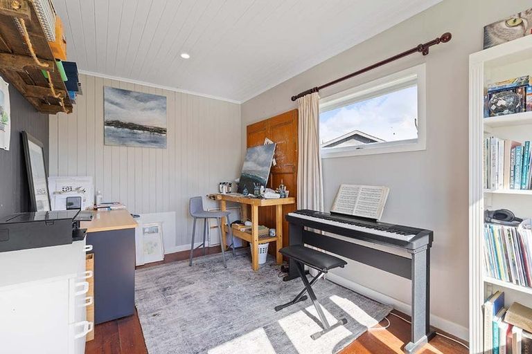 Photo of property in 1 Russell Avenue, Te Aroha, 3320