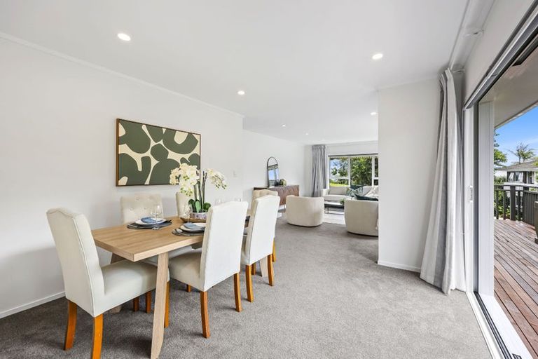 Photo of property in 16 Andrea Place, Sunnyhills, Auckland, 2010