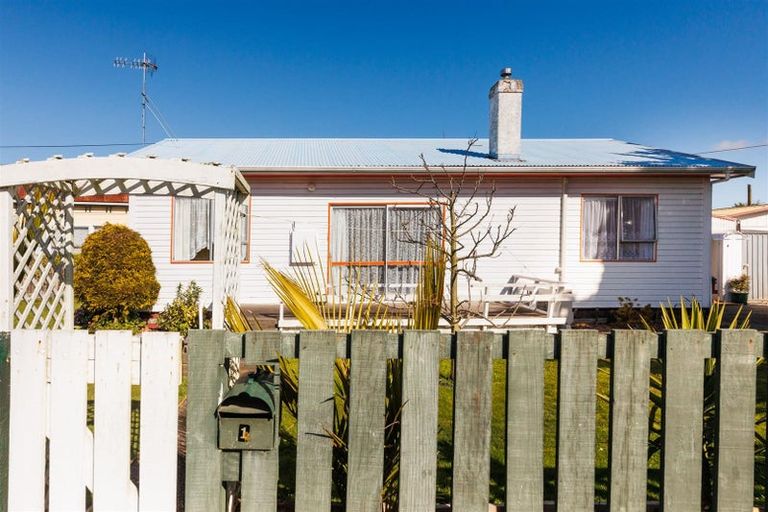 Photo of property in 1 Mill Street, Marton, 4710