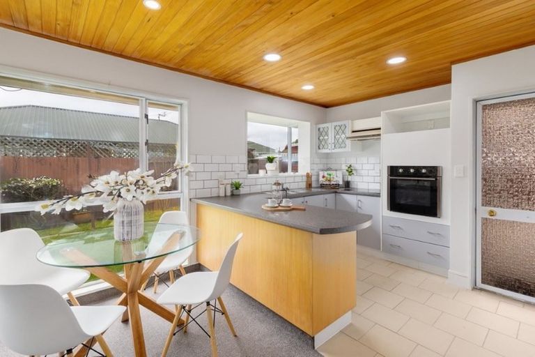Photo of property in 21 Wharenui Road, Upper Riccarton, Christchurch, 8041