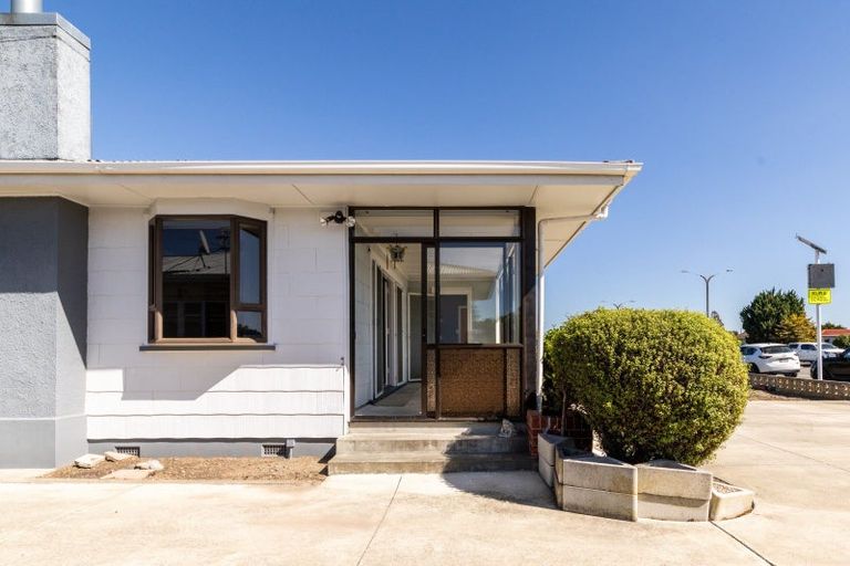 Photo of property in 216a Kennedy Road, Onekawa, Napier, 4110