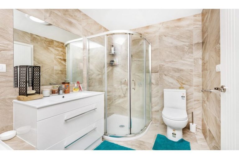 Photo of property in 11u1 Crosher Place, Silverdale, Hamilton, 3216