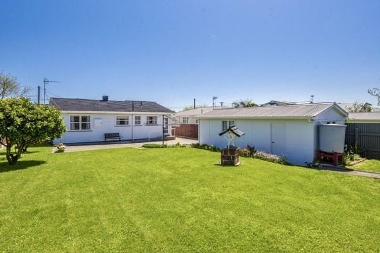 Photo of property in 18 Princes Street, Levin, 5510