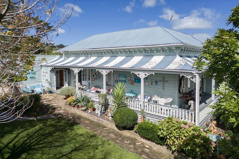Photo of property in 2b Mcleod Street, Helensville, 0800