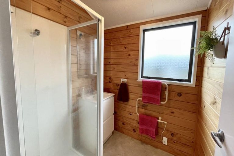 Photo of property in 11 Pearce Drive, Te Kamo, Whangarei, 0112