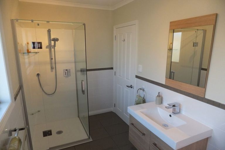 Photo of property in 22 Paremata Street, Atawhai, Nelson, 7010