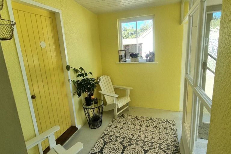 Photo of property in 100 Mcleavey Road, Ohau, Levin, 5570