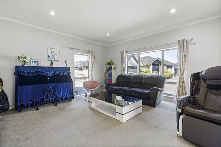 Photo of property in 18 Arista Way, Rototuna North, Hamilton, 3210