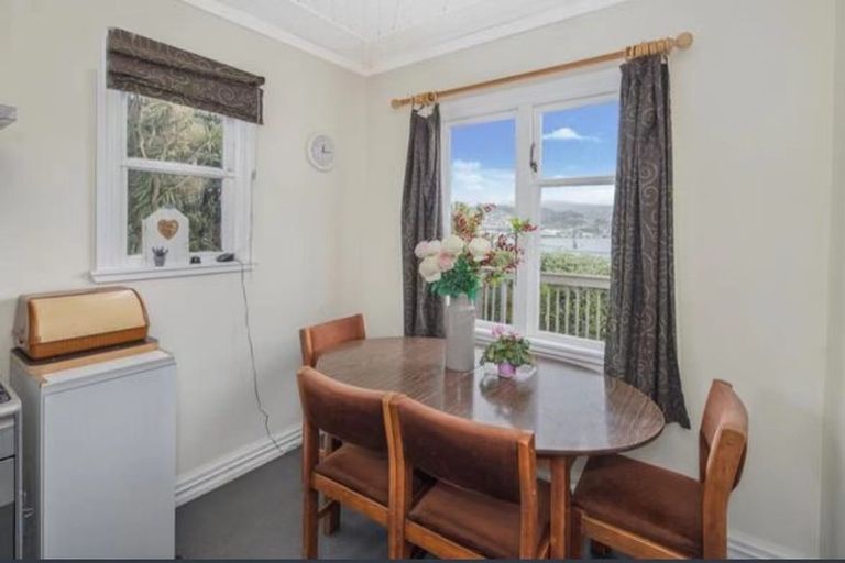 Photo of property in 57 Maupuia Road, Maupuia, Wellington, 6022