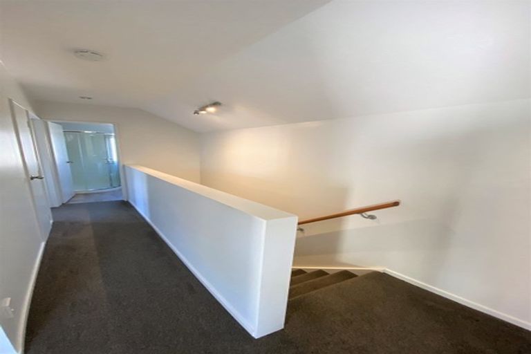 Photo of property in 2/90 Picton Avenue, Riccarton, Christchurch, 8011