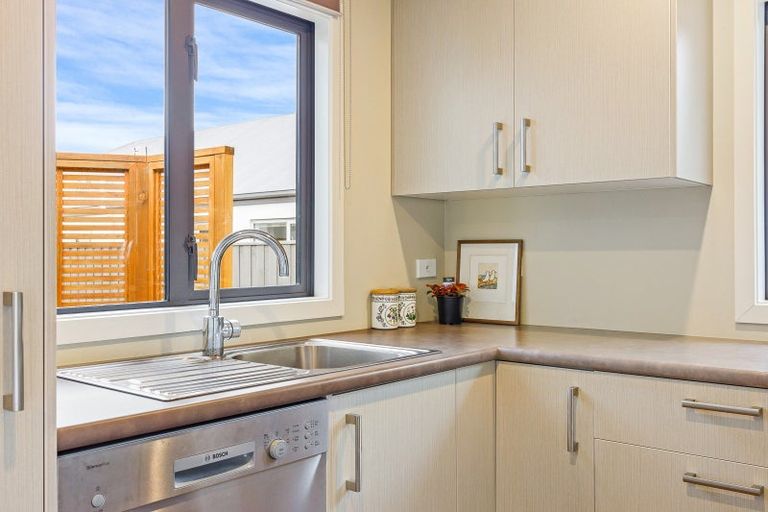 Photo of property in 104 Perry Street, Papanui, Christchurch, 8053